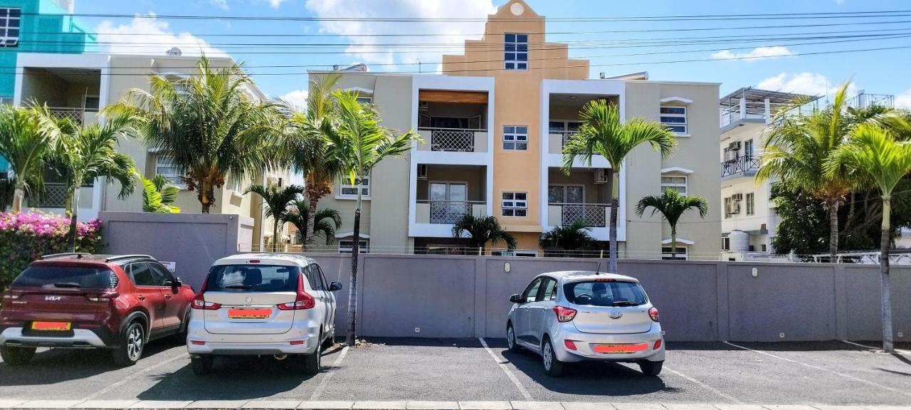 La Marquise Apartment Flic en Flac Exterior photo